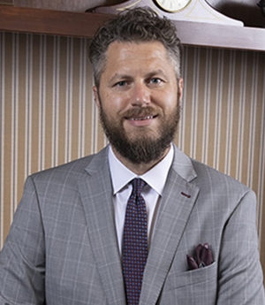 Brian M. Worthington Photo